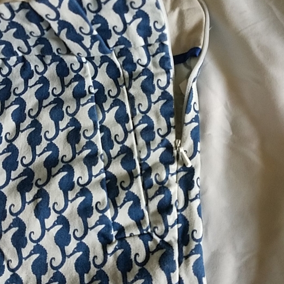 Short - Picture 3 of 4